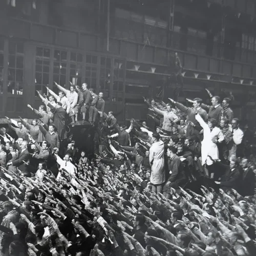 Hitler & Siemens in Cooperation